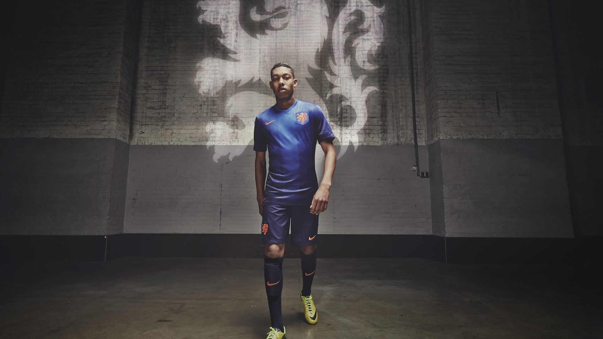 铁人三项全能赛，挑战身体极限的完美表现，铁人三项比赛全过程