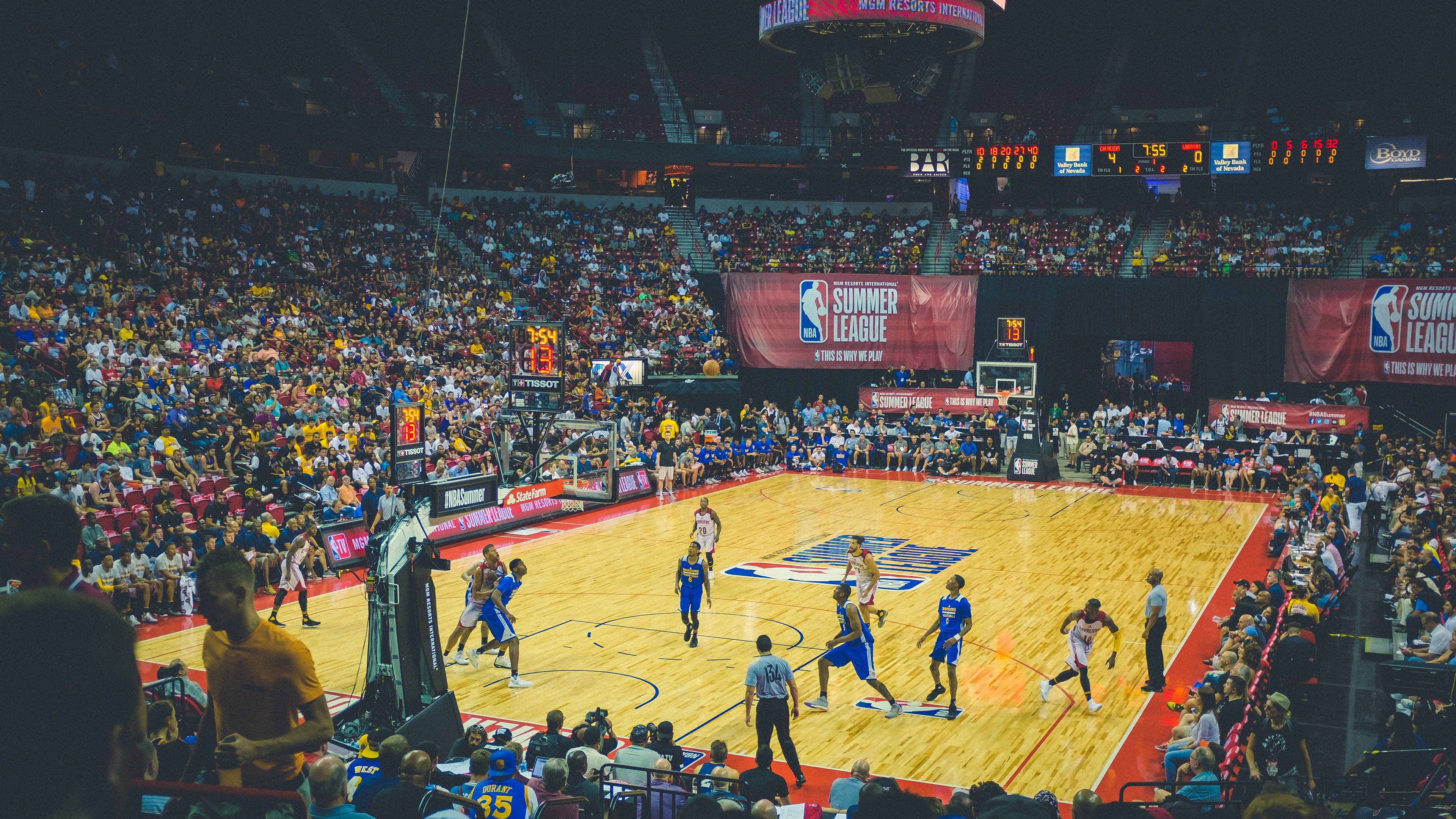 青少年“篮球+科技”互联网创新比赛在广州火热展开，青少年篮球职业联赛